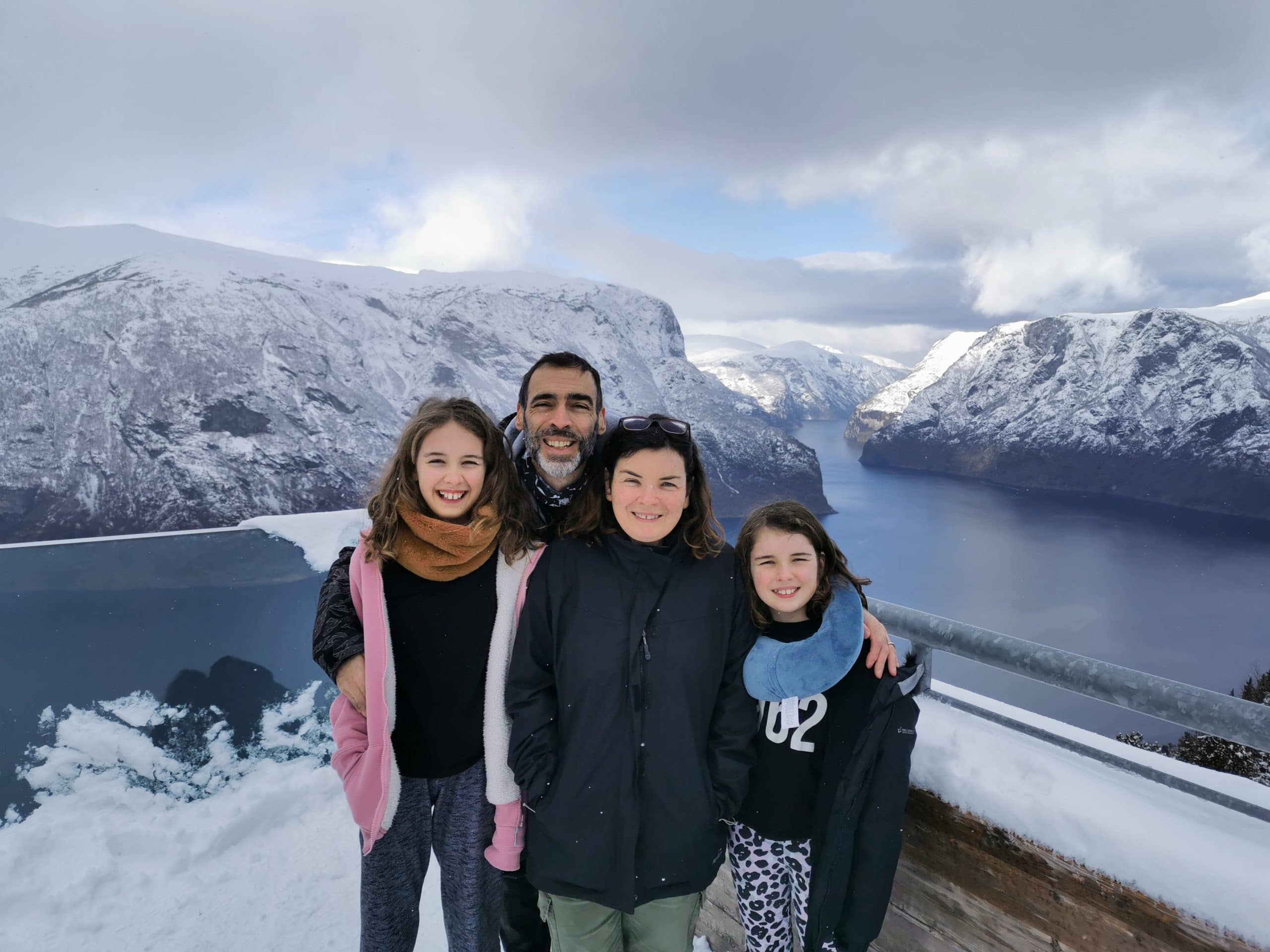 Maneck with his wife and two girls in Norway