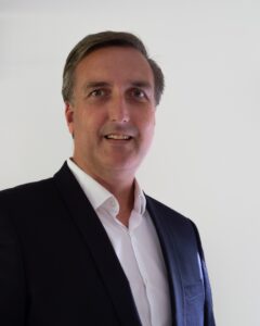 Head and shoulders shot of Trustee Scott Thomson