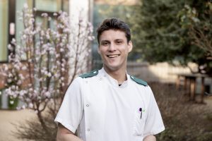 Image of healthcare assistant